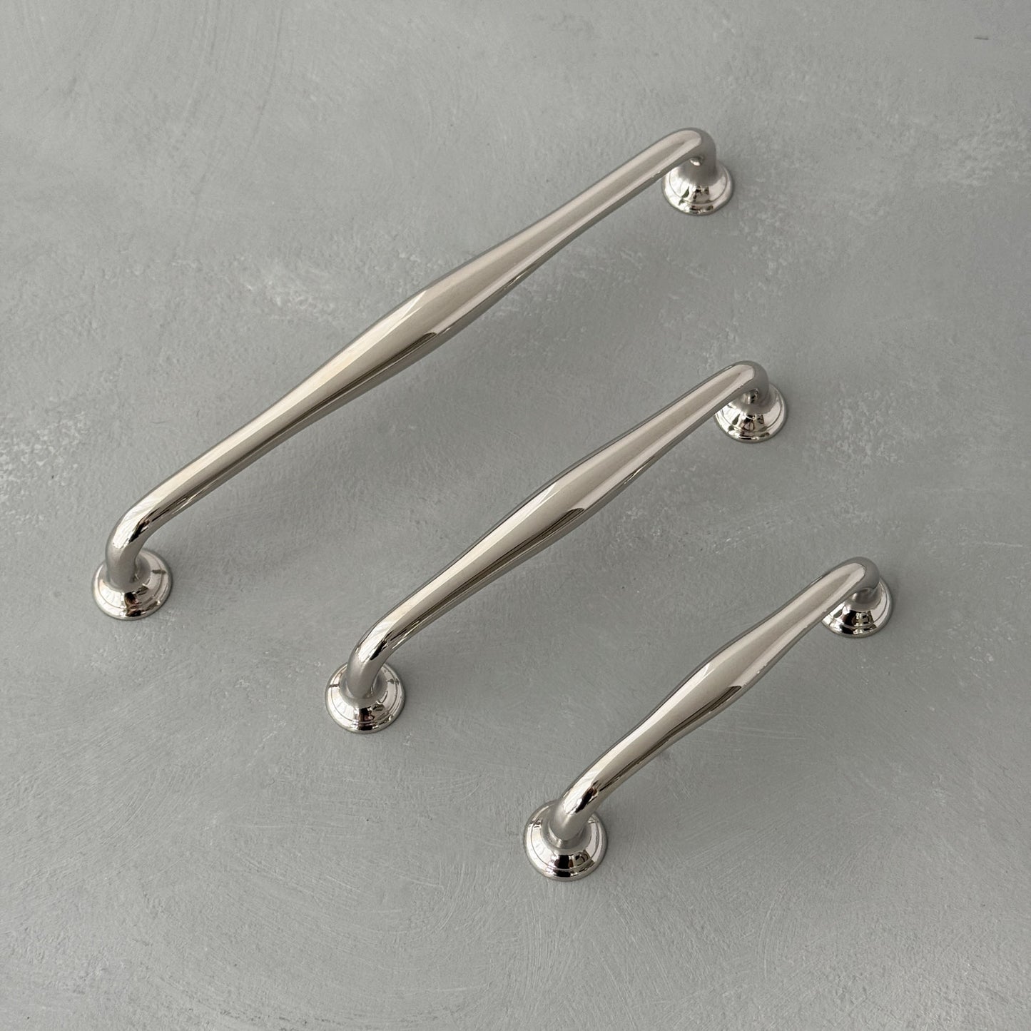 finish:polished-nickel