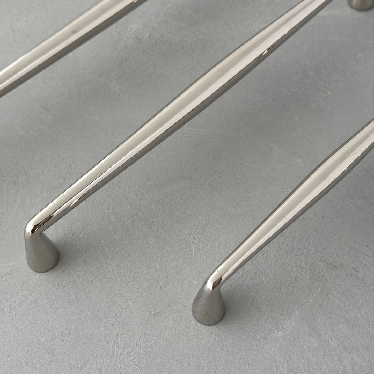 finish:polished-nickel