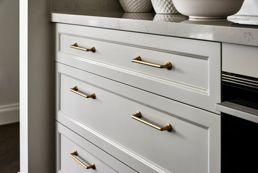 Knobs vs. Pulls. Which One Is Right for Your Cabinets?