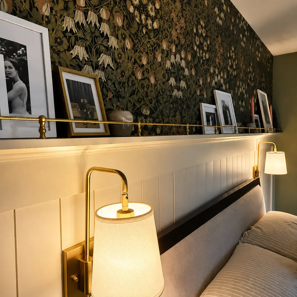 Brushed Brass Gallery Rail