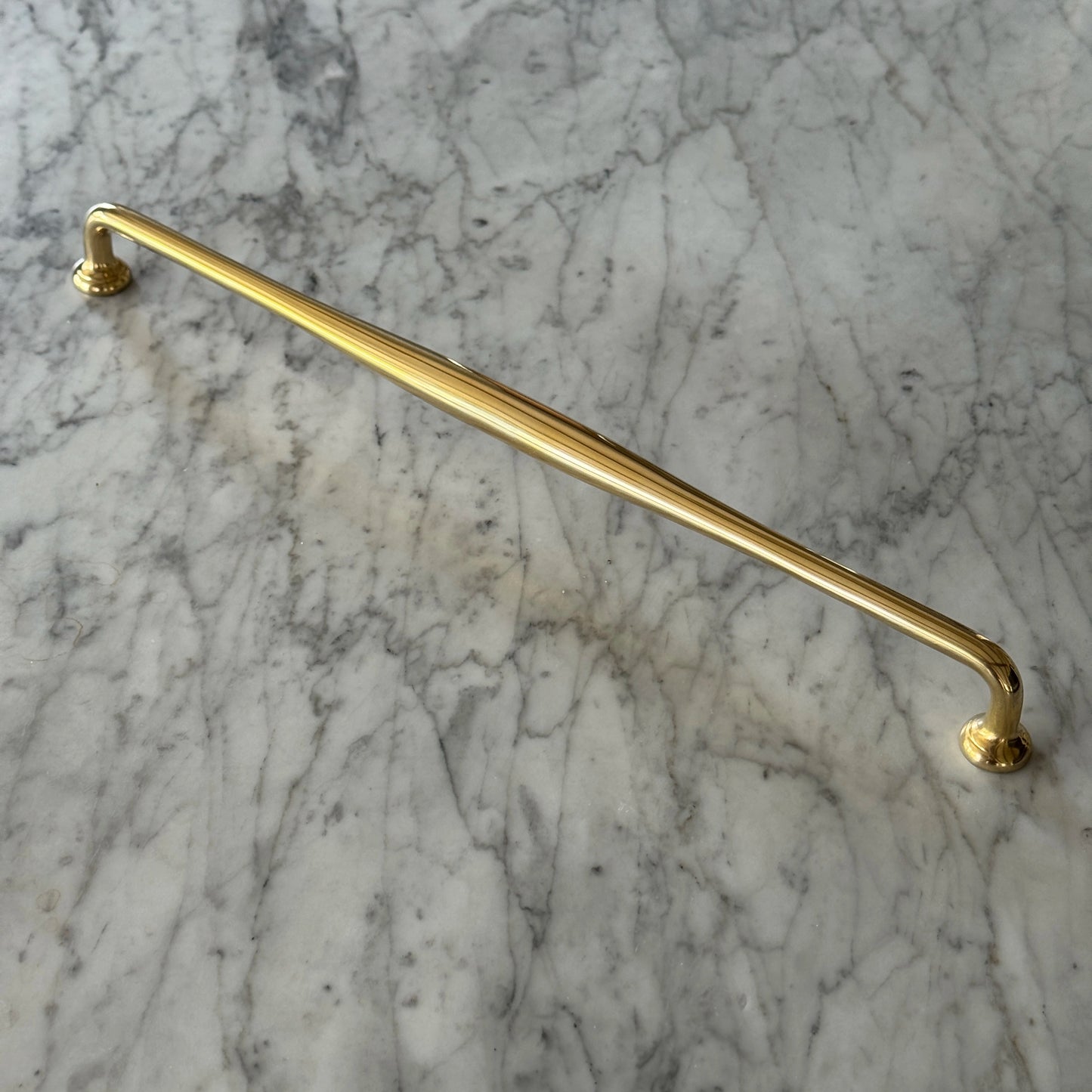 AMBLE Appliance Pull 384mm CTC Brass handle