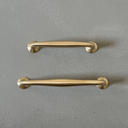 Solid Brass Retro Pull handle - AMBLE