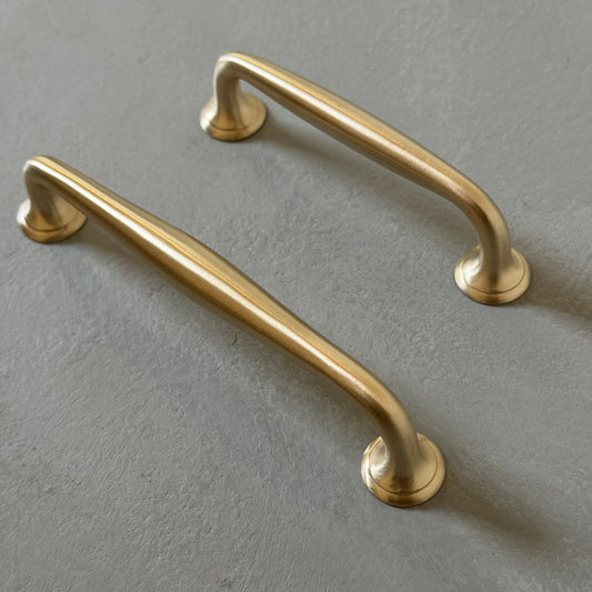 Solid Brass Retro Pull handle - AMBLE