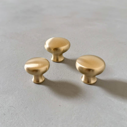 Solid Brass Mushroom Round Knobs - HERIOT