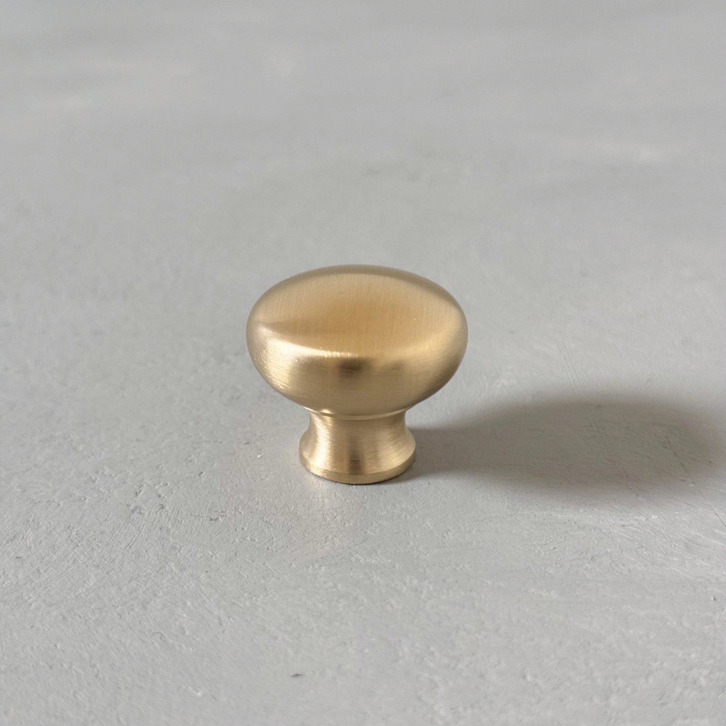 Solid Brass Mushroom Round Knobs - HERIOT