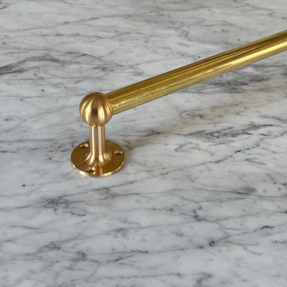 Brass Pot/Picture Rail Unlacquered