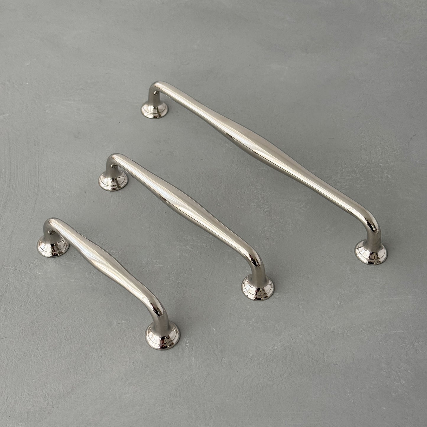 finish:polished-nickel