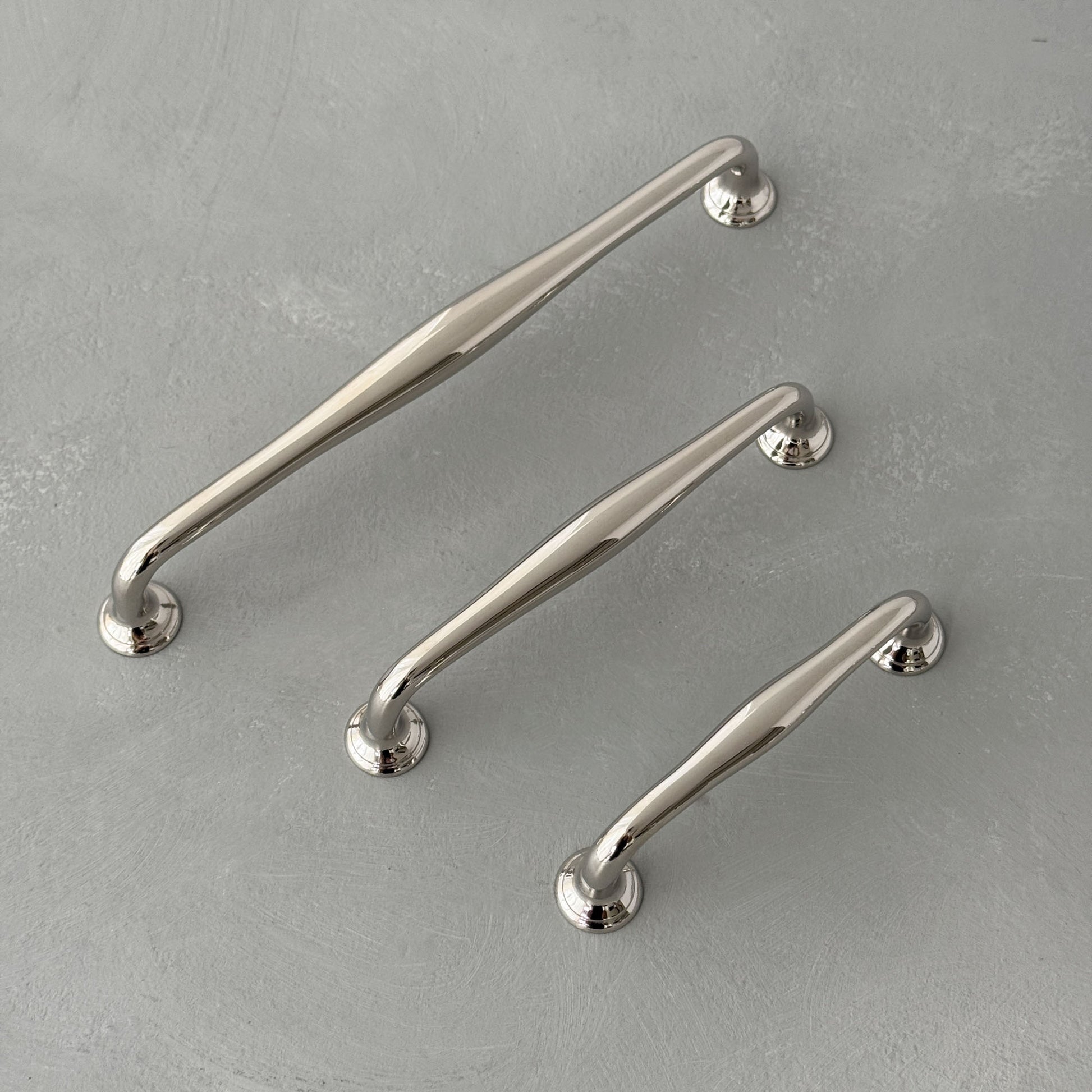 finish:polished-nickel