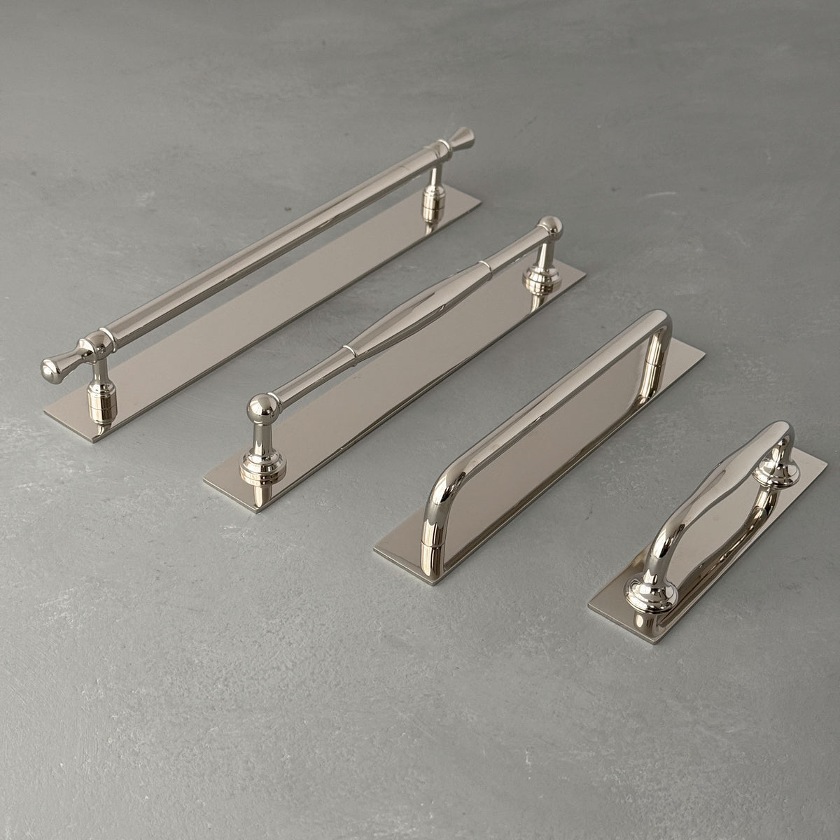 finish:polished-nickel