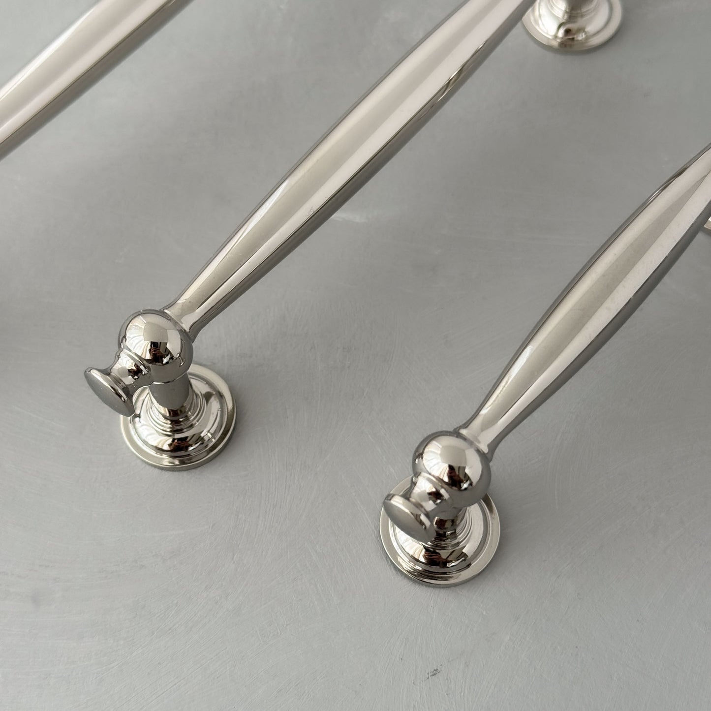 finish:polished-nickel