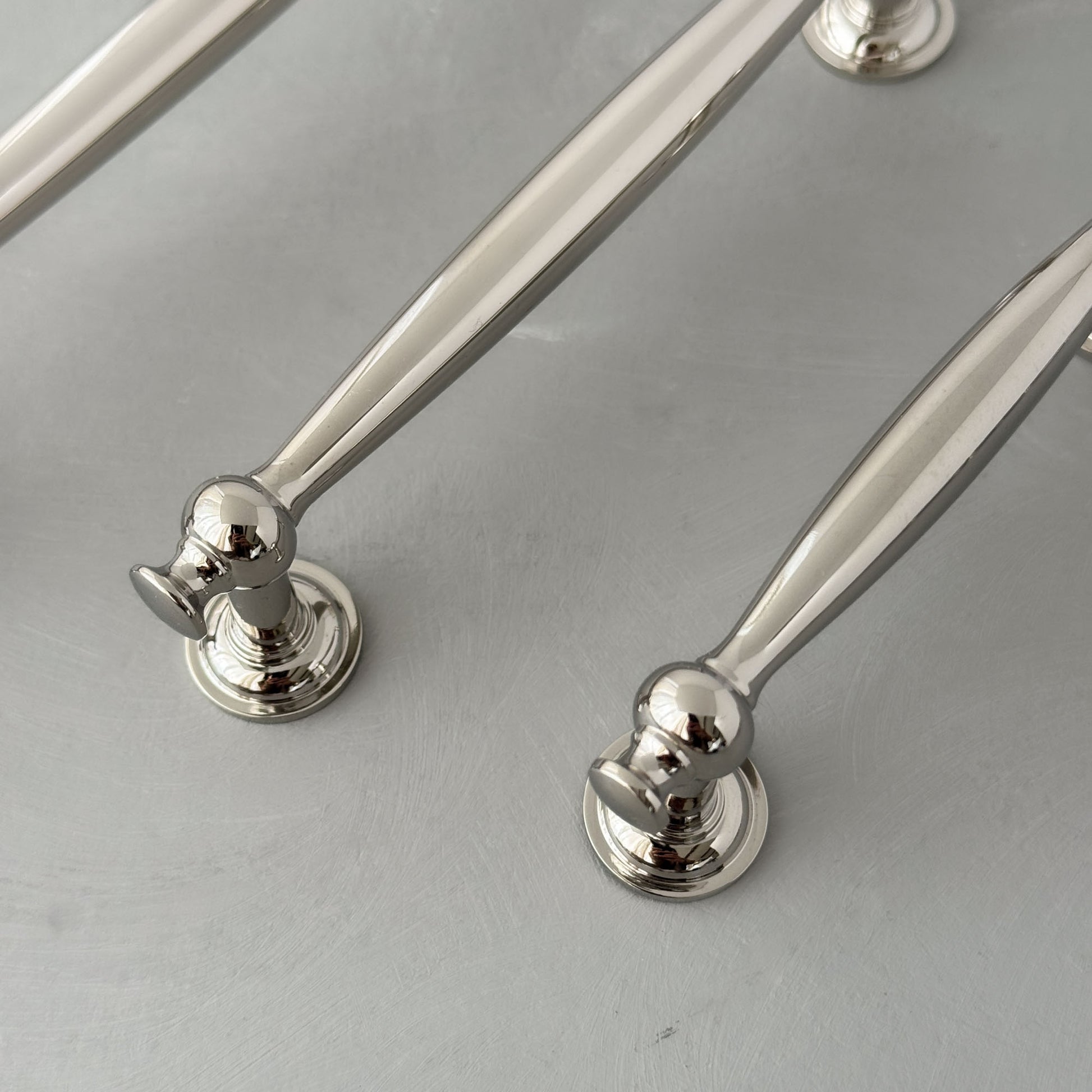 finish:polished-nickel