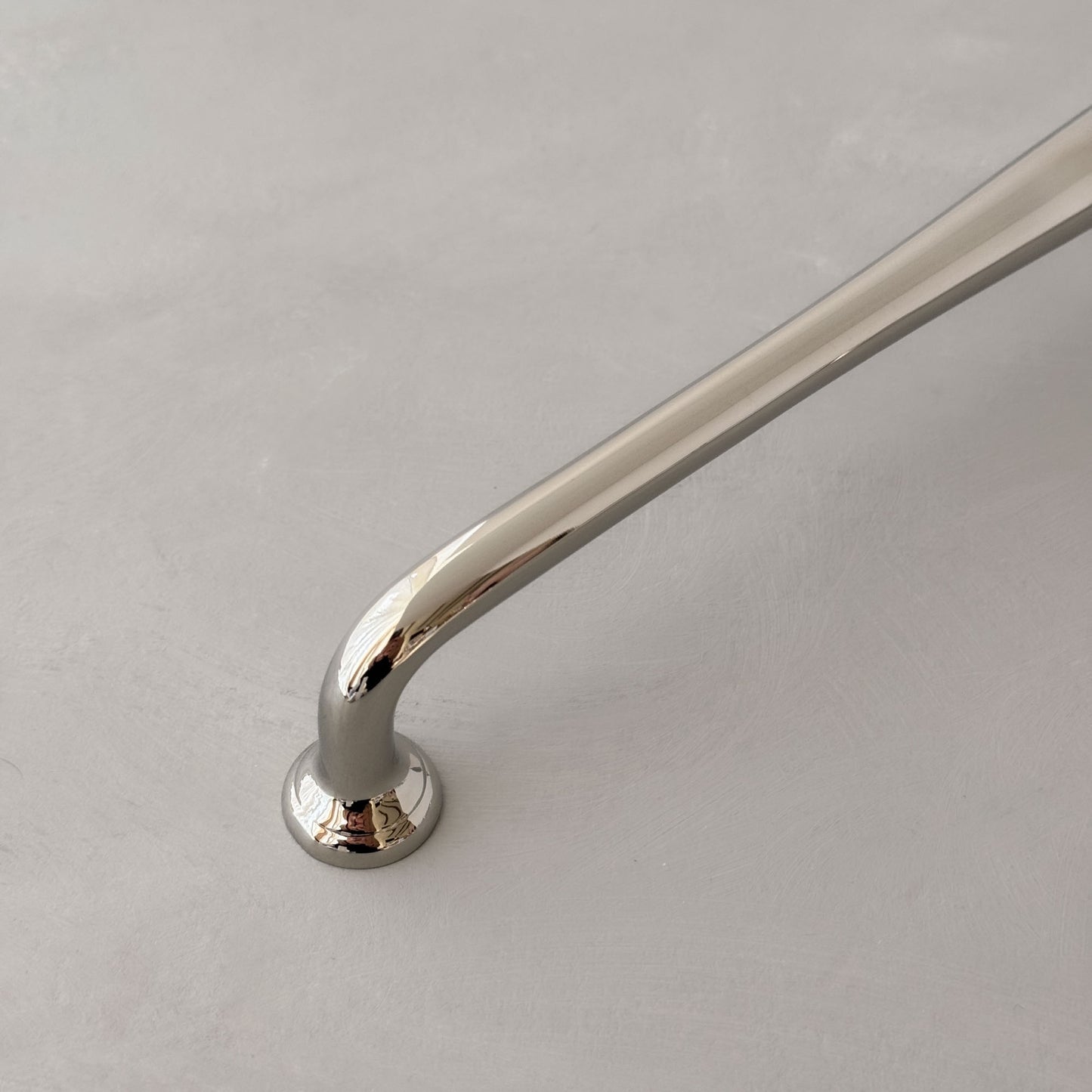 finish:polished-nickel