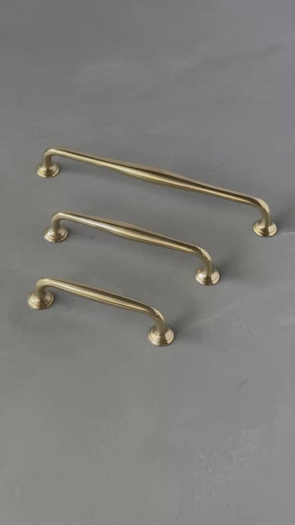 Solid Brass Retro Pull handle - AMBLE